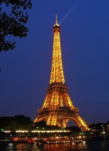 eiffel-tower-66925_960_720_300x415